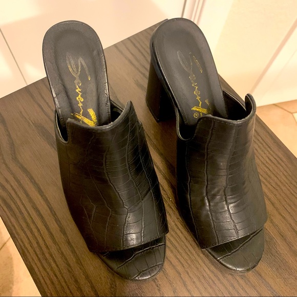 Seven7 Black Faux Crocodile Clog Mules - Picture 6 of 6